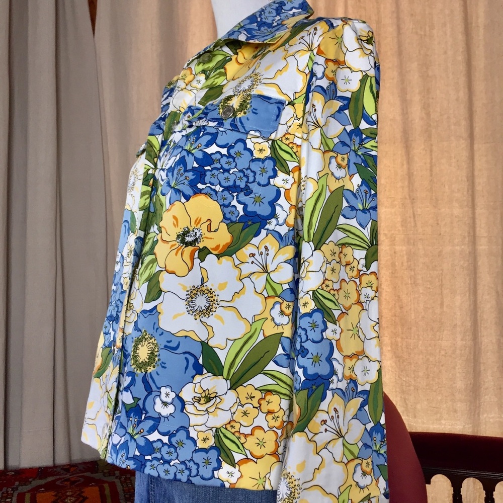 Floral Jacket - Picture 2 of 4